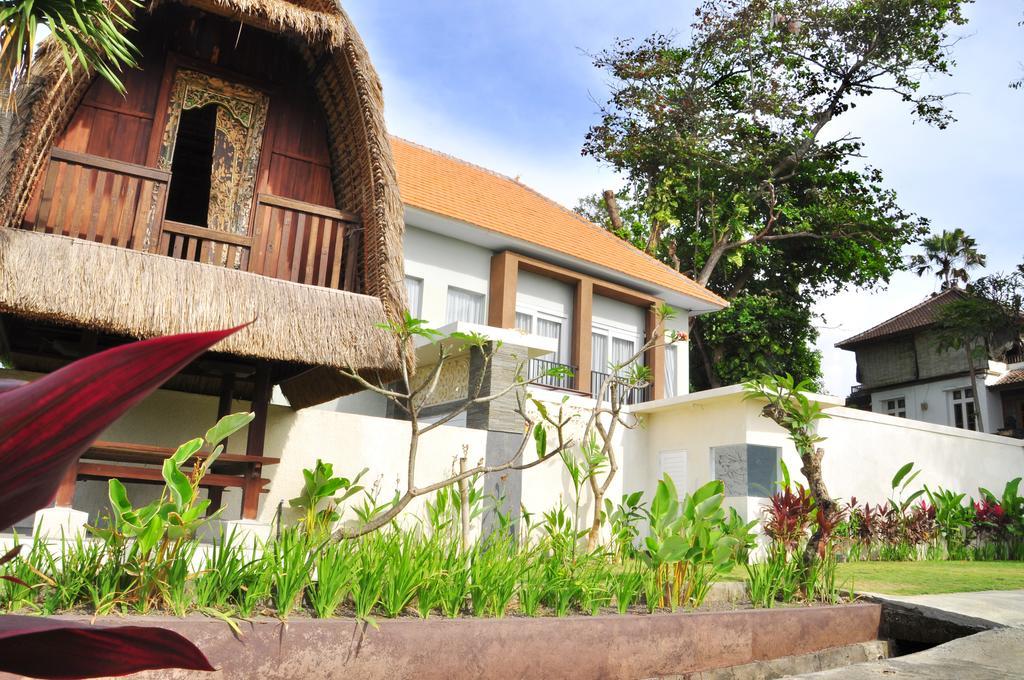 Villa Tangtu Beach Inn Sukawati  Exterior photo